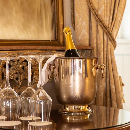 Schloss Frankenberg Szálloda Weigenheim