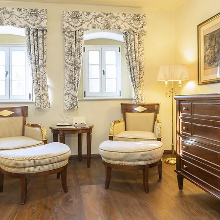 Schloss Frankenberg Szálloda Weigenheim