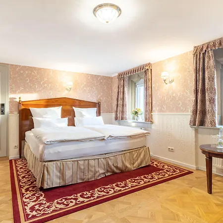 Schloss Frankenberg *