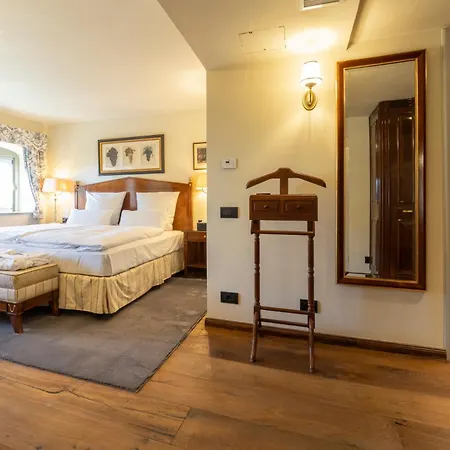 Schloss Frankenberg * Weigenheim