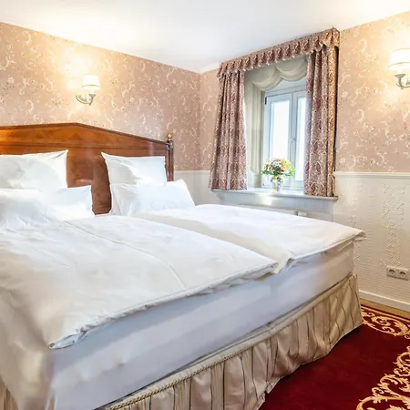 酒店 Schloss Frankenberg *