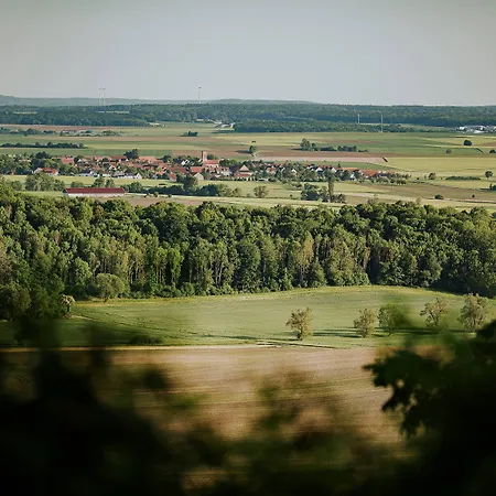 Schloss Frankenberg Отель